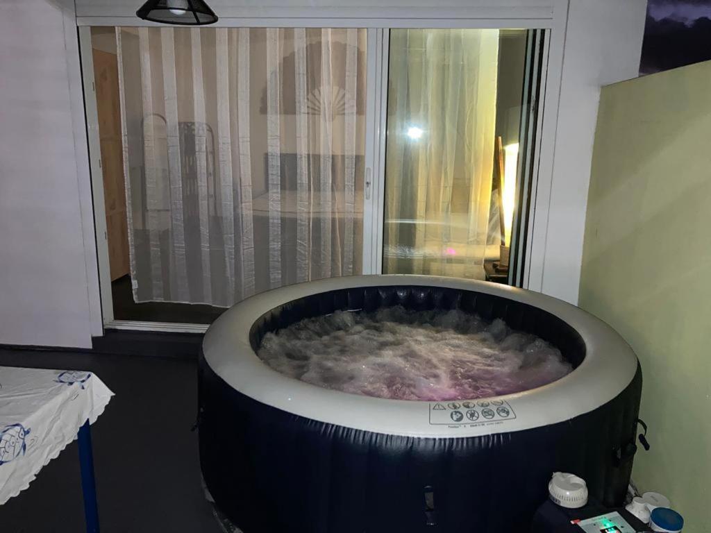 Apartament Un Jour Ailleurs Saint Pierre Zewnętrze zdjęcie